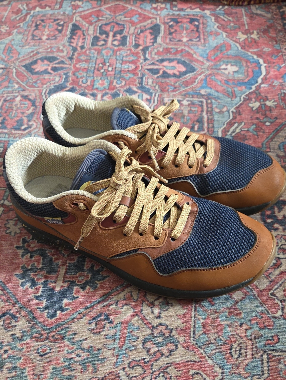 Lems Womens Trailhead Sneakers Size 10.5